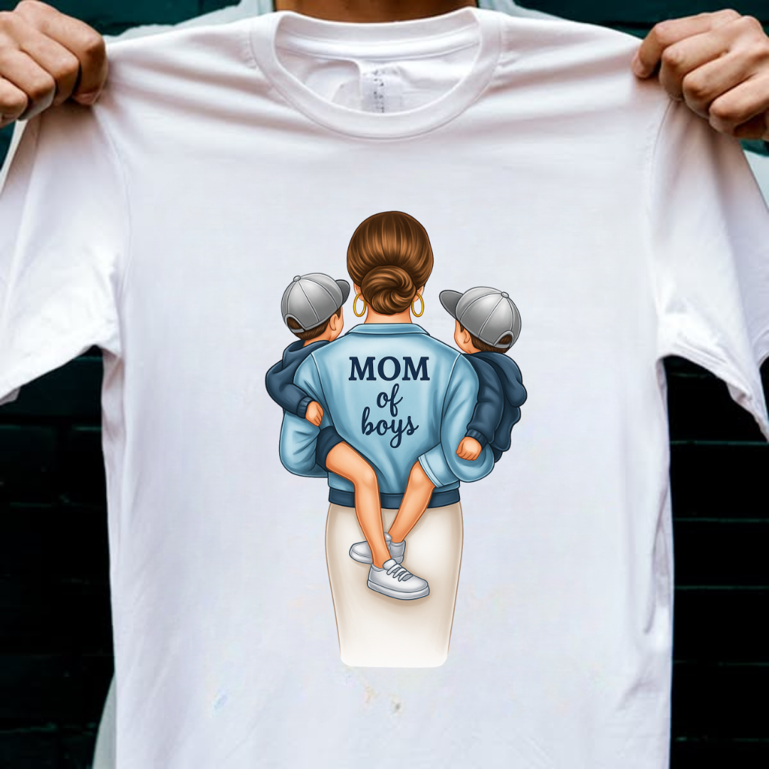 MOM OF BOYS TEE QI